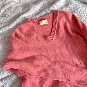 Aritzia Wilfred Free Pink Merino V-neck Sweater